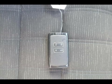 Voitures D'occasion À Avignon | Renault Austral 1.2 E-Tech Full Hybrid 200Ch Iconic
