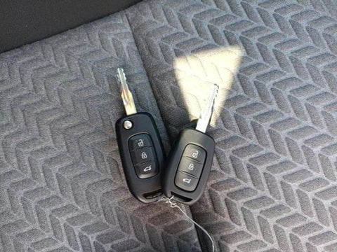 Voitures D'occasion À Avignon | Renault Clio 1.0 Tce 90Ch Evolution