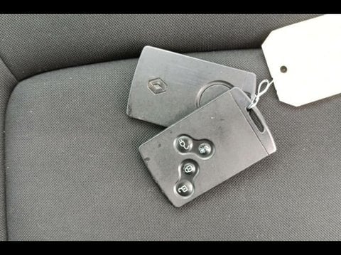 Voitures D'occasion À Avignon | Renault Zoe Life Charge Normale R90 My19