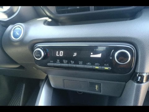 Voitures D'occasion À Avignon | Toyota Yaris 116H Dynamic 5P My21