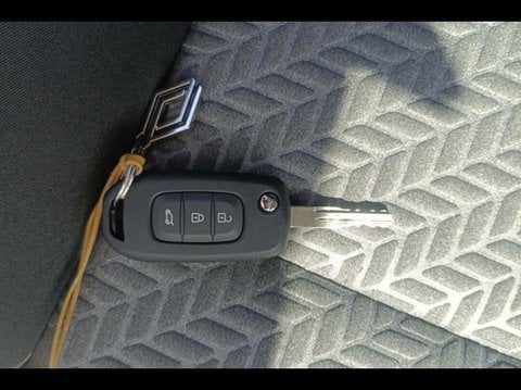 Voitures D'occasion À Avignon | Renault Clio 1.0 Tce 90Ch Evolution