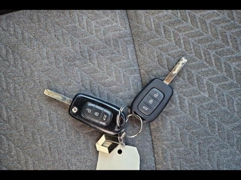 Voitures D'occasion À Avignon | Renault Clio 1.6 E-Tech Hybride 140Ch Limited -21N