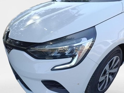 Voitures D'occasion À Avignon | Renault Clio Réversible Clio Réversible 1.6 E-Tech Full Hybrid...