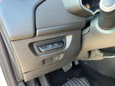 Voitures D'occasion À Avignon | Renault Zoe Life Charge Normale R110 Achat Intégral 4Cv
