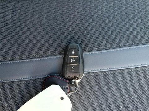 Voitures D'occasion À Avignon | Peugeot 2008 1.2 Puretech 100Ch S&S Allure 5Cv