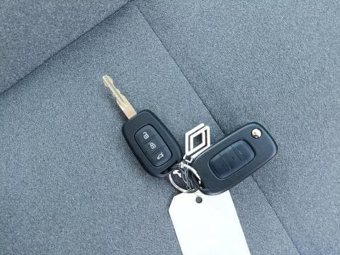 Voitures D'occasion À Avignon | Renault Clio 1.5 Blue Dci 100Ch Evolution