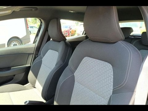 Voitures D'occasion À Avignon | Renault Clio 1.6 E-Tech Hybride 140Ch Limited -21N