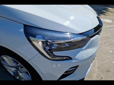 Voitures D'occasion À Avignon | Renault Clio 1.6 E-Tech Hybride 145Ch Evolution