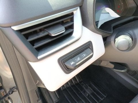 Voitures D'occasion À Avignon | Renault Clio 1.6 E-Tech Hybride 145Ch Evolution