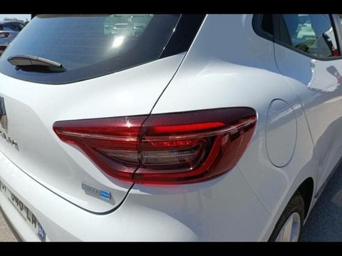 Voitures D'occasion À Avignon | Renault Clio 1.6 E-Tech Hybride 145Ch Evolution