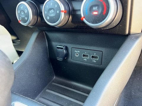 Voitures D'occasion À Avignon | Renault Clio 1.0 Tce 90Ch Limited X-Tronic -21N