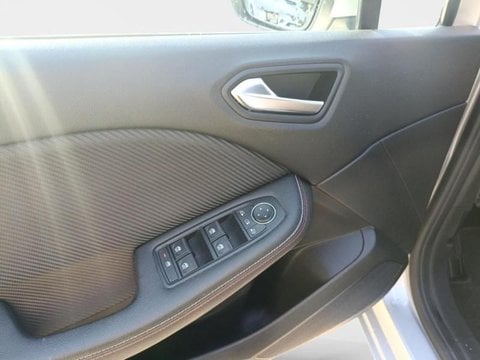 Voitures D'occasion À Avignon | Renault Clio 1.6 E-Tech Hybride 145Ch Evolution