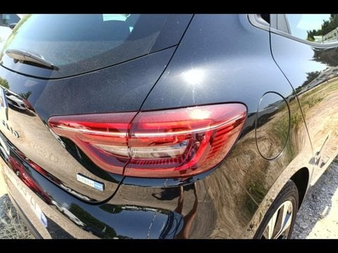 Voitures D'occasion À Avignon | Renault Clio 1.6 E-Tech Hybride 140Ch Limited -21N