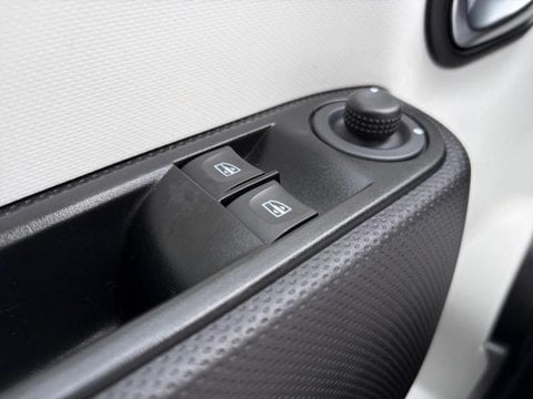 Voitures D'occasion À Bruay-La-Buissiere | Renault Twingo 1.0 Sce 75Ch Zen - 20