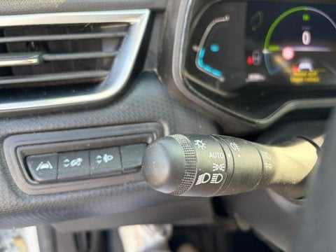 Voitures D'occasion À Bruay-La-Buissiere | Renault Clio 1.6 E-Tech Hybride 145Ch Equilibre