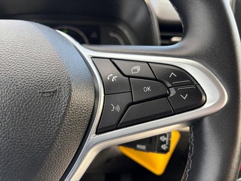 Voitures D'occasion À Bruay-La-Buissiere | Renault Clio 1.6 E-Tech Hybride 145Ch Evolution