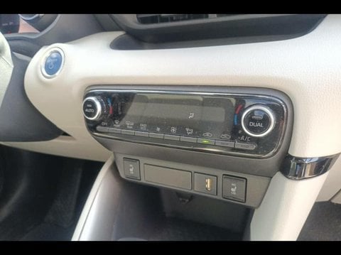 Voitures D'occasion À Carpentras | Toyota Yaris 116H Iconic 5P