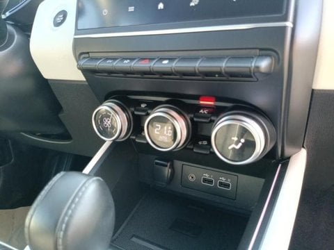 Voitures D'occasion À Carpentras | Renault Clio 1.6 E-Tech 145Ch Full Hybrid Techno