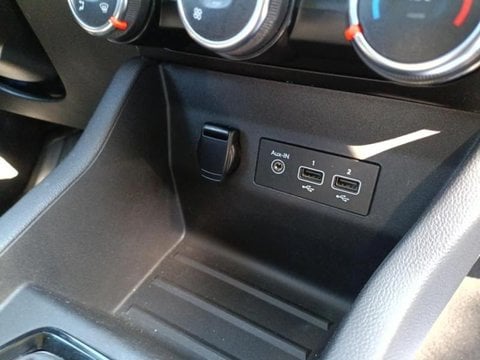 Voitures D'occasion À Carpentras | Renault Clio 1.0 Tce 100Ch Business Gpl -21N