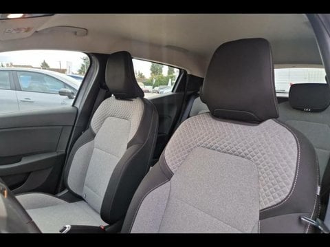 Voitures D'occasion À Carpentras | Renault Clio 1.6 E-Tech 145Ch Full Hybrid Evolution - 24