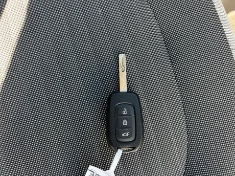 Voitures D'occasion À Carpentras | Renault Twingo E-Tech Electric Equilibre R80 Achat Intégral
