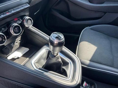 Voitures D'occasion À Carpentras | Renault Clio 1.0 Tce 100Ch Intens