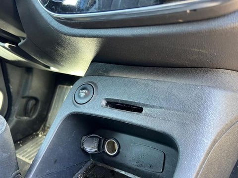 Voitures D'occasion À Carpentras | Renault Captur 1.3 Tce 130Ch Fap Intens