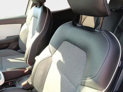 Voitures D'occasion À Carpentras | Renault Clio 1.6 E-Tech 145Ch Full Hybrid Techno