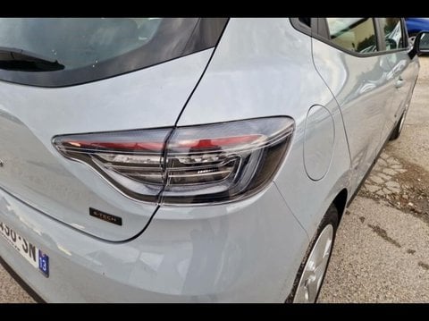 Voitures D'occasion À Carpentras | Renault Clio 1.6 E-Tech 145Ch Full Hybrid Evolution - 24