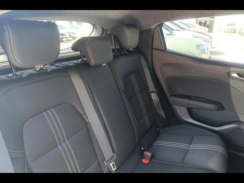 Voitures D'occasion À Carpentras | Renault Clio 1.6 E-Tech Hybride 145Ch Engineered