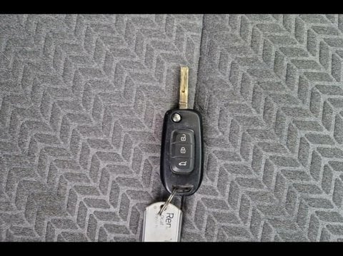 Voitures D'occasion À Carpentras | Renault Clio 1.0 Tce 100Ch Limited Gpl -21N