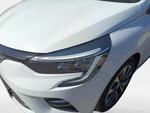 Voitures D'occasion À Carpentras | Renault Clio 1.6 E-Tech 145Ch Full Hybrid Techno