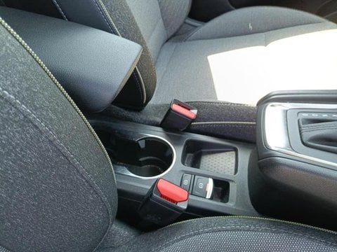 Voitures D'occasion À Carpentras | Renault Captur 1.6 E-Tech Full Hybrid 145Ch Techno
