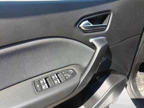 Voitures D'occasion À Carpentras | Renault Captur 1.6 E-Tech Full Hybrid 145Ch Techno