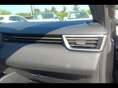 Voitures D'occasion À Carpentras | Renault Clio 1.6 E-Tech Hybride 145Ch Engineered