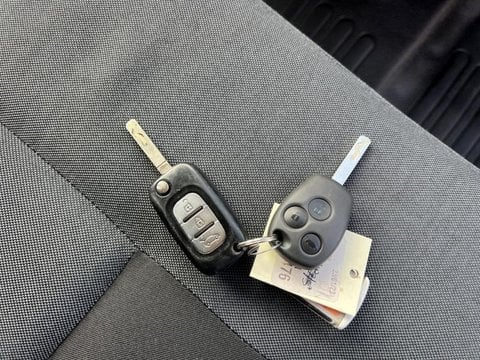 Voitures D'occasion À Carpentras | Renault Master Benne Benne Rj3500 L2 Porte À Faux Court 2.3 ...