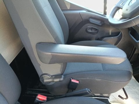 Voitures D'occasion À Carpentras | Renault Master Fg F3500 L2H2 2.3 Blue Dci 135Ch Confort Euro6