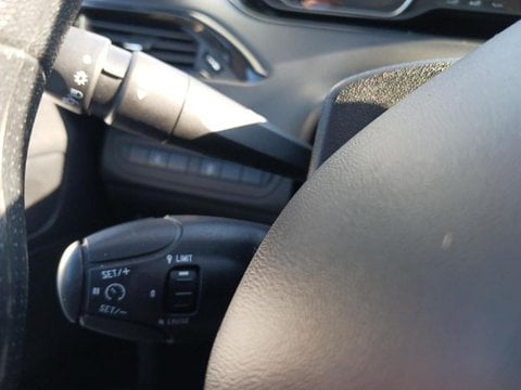 Voitures D'occasion À Denain | Peugeot 208 1.2 Puretech 68Ch E6.C Like 5P