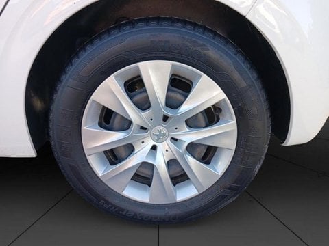 Voitures D'occasion À Denain | Peugeot 208 1.2 Puretech 68Ch E6.C Like 5P