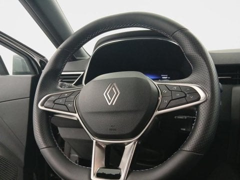 Voitures D'occasion À Faches Thumesnil | Renault Clio 1.6 E-Tech 145Ch Full Hybrid Esprit Alpine...