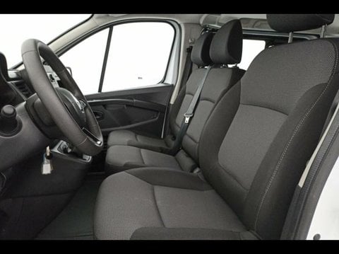 Voitures D'occasion À Faches Thumesnil | Renault Trafic Combi L1 2.0 Blue Dci 150Ch S&S Zen 8 Pl...
