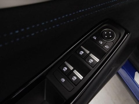 Voitures D'occasion À Faches Thumesnil | Renault Austral 1.2 E-Tech Full Hybrid 200Ch Iconic- 24