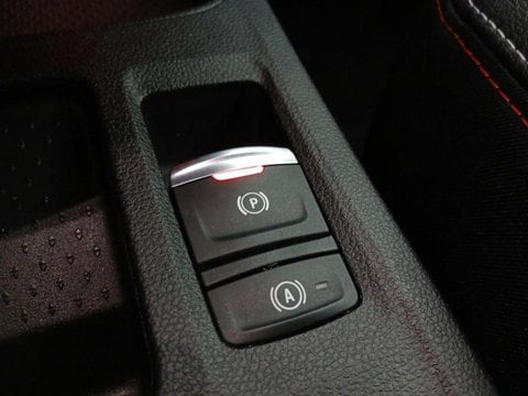 Voitures D'occasion À Faches Thumesnil | Renault Captur 1.6 E-Tech Hybride 145Ch Rs Line