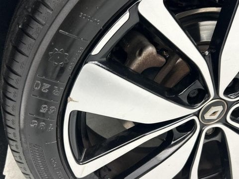 Voitures D'occasion À Faches Thumesnil | Renault Scénic Scenic 1.3 Tce 140Ch Fap Limited Edc