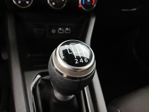 Voitures D'occasion À Faches Thumesnil | Renault Clio 1.5 Dci 100Ch Evolution - 25