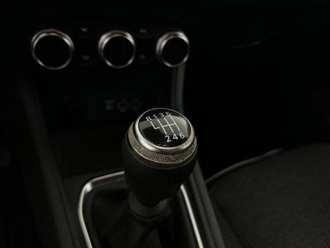 Voitures D'occasion À Faches Thumesnil | Renault Captur 1.0 Tce 90Ch Techno