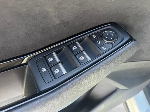 Voitures D'occasion À Faches Thumesnil | Renault Austral 1.2 E-Tech Full Hybrid 200Ch Techno Esp...
