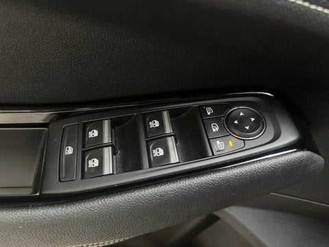 Voitures D'occasion À Faches Thumesnil | Renault Austral 1.3 Tce Mild Hybrid 160Ch Techno Auto