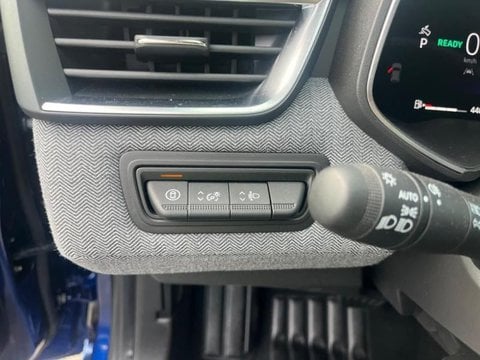 Voitures D'occasion À Faches Thumesnil | Renault Clio 1.6 E-Tech 145Ch Full Hybrid Techno - 24