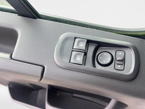 Voitures D'occasion À Faches Thumesnil | Renault Master Fg F3500 L2H2 2.3 Blue Dci 135Ch Confort...